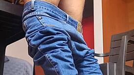 Spy cam hvata sekretaricu Nataly iz Monterreya Meksiko.. umm vruće!