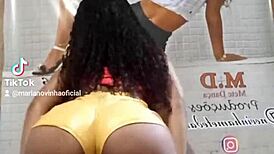 guerra de bunda 2 with brazilian ebony dancing