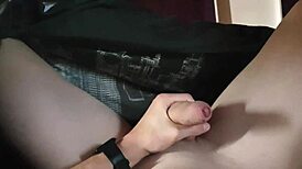 Hot Guy Wakes Up and Masturbates in Bed