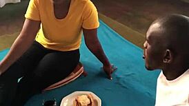 Single Date Seeks Connection