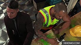 Submissive Skyy Knox gets fucked doggy by Jason Vario