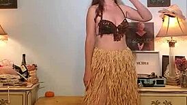 Dainty Rascal Dances With Body Positivity