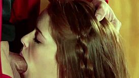 호른니 페티트 18+ 체어리더 작은 18+ 가슴 코치 몬스터 자지 박아 개새끼 자세 리얼리티