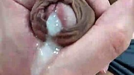 Piroca grande with cute bisexual neighbors in homemade.