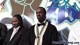 Курва смуче BBC