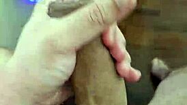 Wow, check this novinho brasileiro with a huge pau!