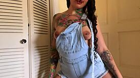 ugh, i’m obsessed with this compilation of hairy armpits and pussy farting!