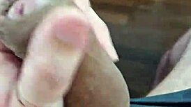 Wow, check this novinho brasileiro with a huge pau!