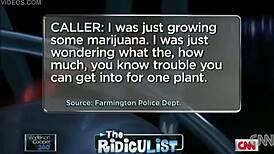 NWRエピソード4: 茶髪と金髪のストリップティーズ、服を破いて