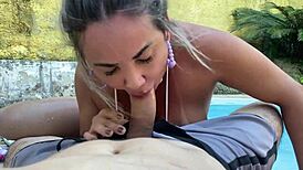 Safada Blows Exotic Pornstar In Pool