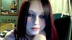 Miss Liz Vicious showing off her big pink dildo masturbation on cam.