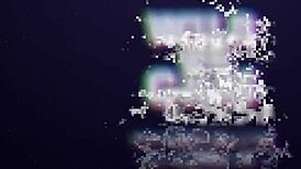 Veľkofetovaná glam babe hračka pičou a zadkom v live show