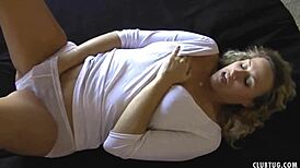 Milf Joey Lynn's Pussy Drips Wet During Steamy Handjob Session With Cumshot Finish