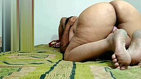 Hubby eats pussy in wild mixed short clips! 😜