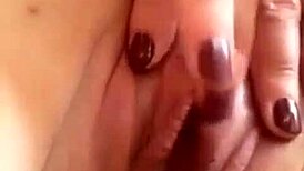 My Ex Girlfriend Masturbates Her Pussy for Me