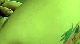 E curva lui masochistă care tânjește futere sălbatică legată în lanțuri