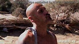 i'm gay and an exhibitionist, looking for something hot