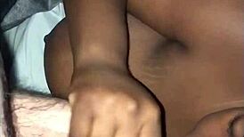 Crnkinja puši čudovišni kurac