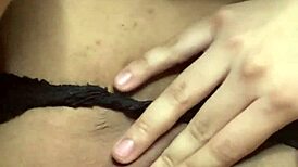 Webcam session ends with homemade creampie