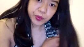 vietnamese babe shows pussy at midnight 😏