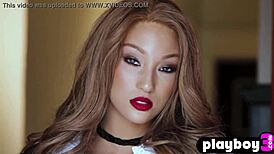 Beautiful milf model jeana turner poses in hot lingerie. She performs amazing striptease.