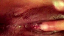 Vietnamka pokaže pičko opolnoči 😏