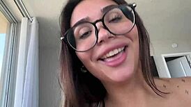 Genç 18+ üvey kardeş Kaia Martin gizli ev fantezisini Scott Stark ile keşfediyor