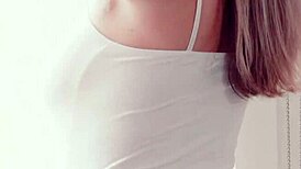 Watch Charlie Forde, Laney Day, And Fox Felina In A Teasing Threesome With Muff Diving!