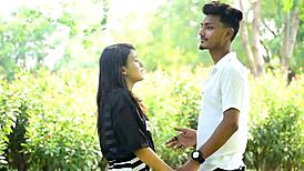 अरे, क्या तुम मुझे दिल्ली गर्लफ्रेंड को जसोला विहार में किस करते हुए देखना चाहते?