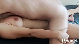 Amber surprises her boyfriend with hot morning creampie sex! 😍