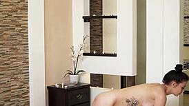 Round Ass Megan Winslet Experiences Intense Orgasm In First Lesbian Massage