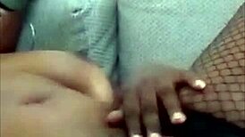 i cant beleive how juciy that pusy is making me cum