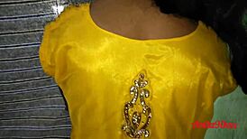 Indian Bhabhi Deepthroats and Gets Creampied