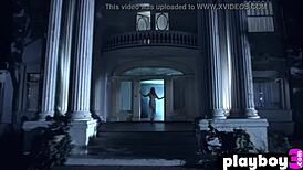 big boobs milf lindsey takes off lingerie 😍