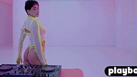 damn, mia valentine’s hot latina ass steals the show