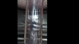 Bakire crossdresser utangaç ev yapımı yarrakı yutuyor