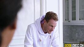 Nia Nacci Relives Old Days With Hardcore Ride