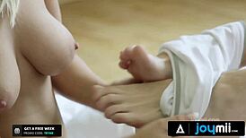 wow, he’s drilling his girlfriend hard on a lazy morning vibe!