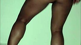 How to penetrate this homemade girl with big tits and ass in bareback action!