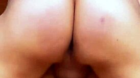 hijastra and friend chase orgasms together, prolonging the pleasure. 😏