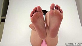 sole fetish girls feet in asian japanese scene