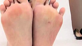 sole fetish girls feet in asian japanese scene