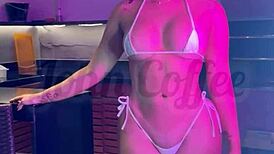 japa do gta sendo arregacada por um neg�o dotado at� a bonequinha fazer squirt o corninho tocando punheta esperando sua vez - asi�tica - squirt - cuckold - lina nakamura