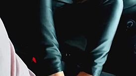 Latina Taxi Girl Sucks Cock For Foot Massage