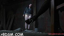 Îi ling pizda strânsă atât de bine