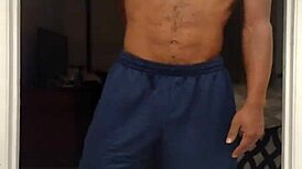 workout 7 with black woman in usa gym 🏋️‍♀️