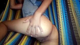 Gran Coño Húmedo Masturbación En La Madrugada.