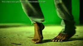 iza toda gostosa sexy e semi nua