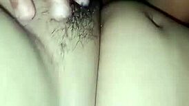 Saat Suaminya Pergi, Ibu Mertua Ajak Aku Ngentot Memeknya di Rumahnya