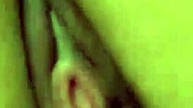 Under The Skirt Elisteilor